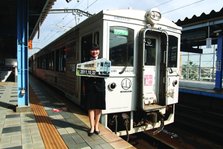 IMG_9727-行：车站人物.jpg