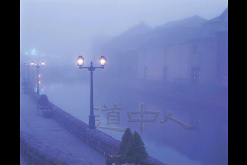 春　小樽運河