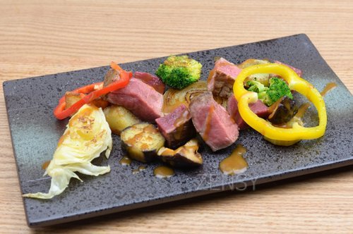 beefsteak.JPG