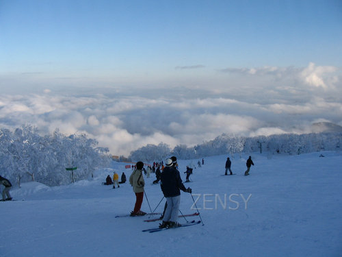 ski image2_b.jpg