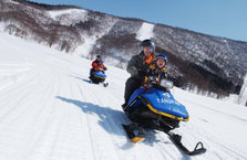 20130111snowmobile.jpg