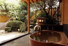 山茶亭　山吹の間　露天風呂.JPG