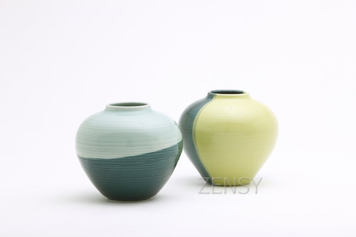 ASAHIYAKI_VASES_ROUND.JPG