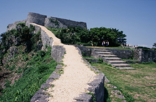 katsuren castle.jpg