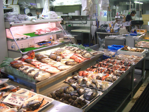 tomari_fish_market_002.jpg
