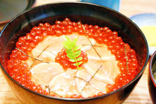 鮭親子丼.jpg