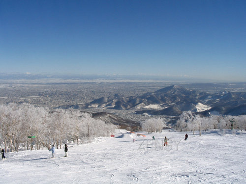 ski image1_b.jpg