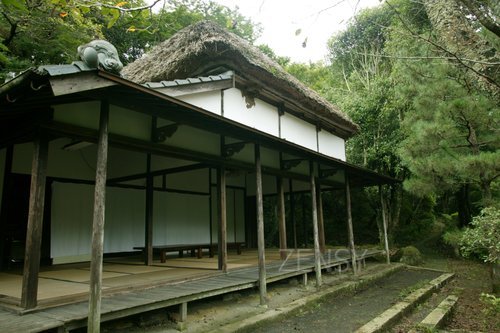 庭園の茶室.jpg