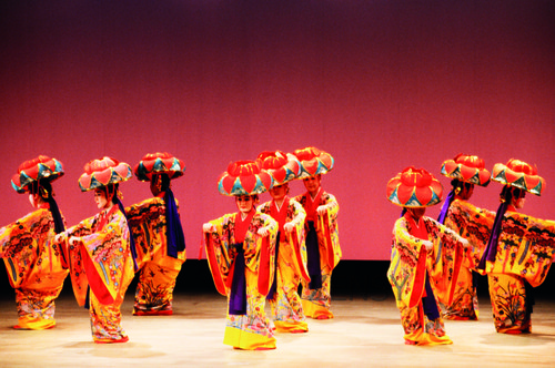 ryukyu classical dance2.jpg
