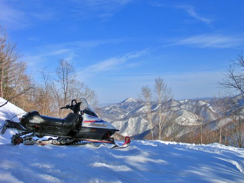 snowmobilelandsapporo01.jpg