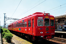 おもちゃ電車外観和歌山駅.jpg