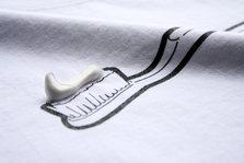 toothbrush_white_closeup.jpg
