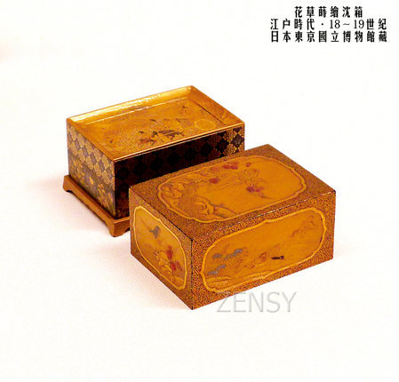 1-日本东京国立博物馆藏-江户时代花草莳绘沈箱.jpg