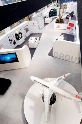 JAL_M2_004a.jpg