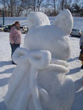 snow sculpture making 010.jpg