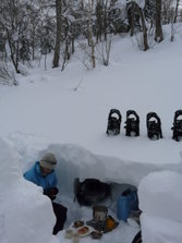 snow_shoeing12.JPG