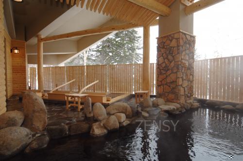 Outdoor bath.jpg
