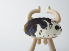 cow_chair_3_kamina&c