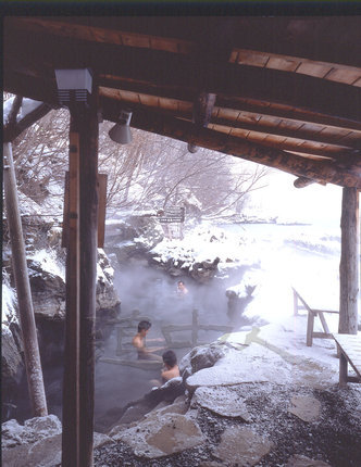 天然露天（冬・人）