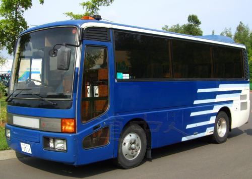 小型貸切バス