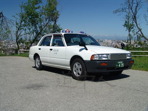 普通車　日産クルー