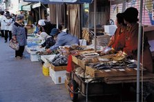 佐_04呼子の朝市.JPG