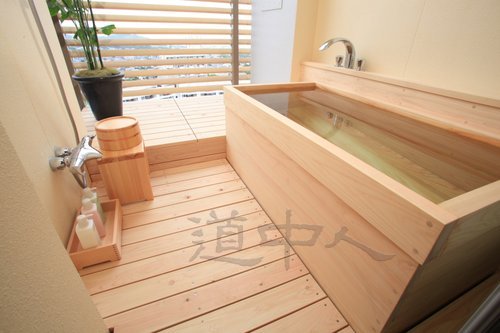 Half Open bath Hinoki bathtub.JPG